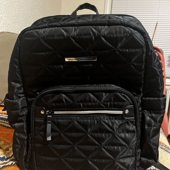 Reaction Kenneth Cole Backpack - Picture 1 of 7